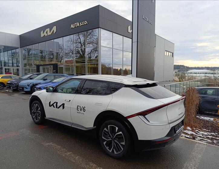 KIA EV6 11