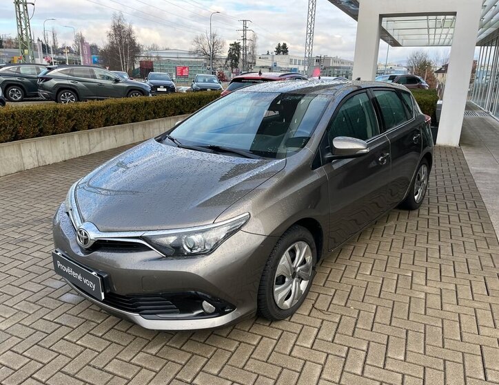 Toyota Auris Hatchback 1,6 l 97 kw