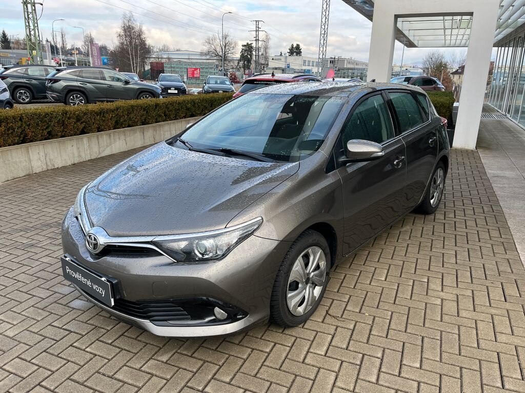 Toyota Auris Hatchback 1,6 l 97 kw