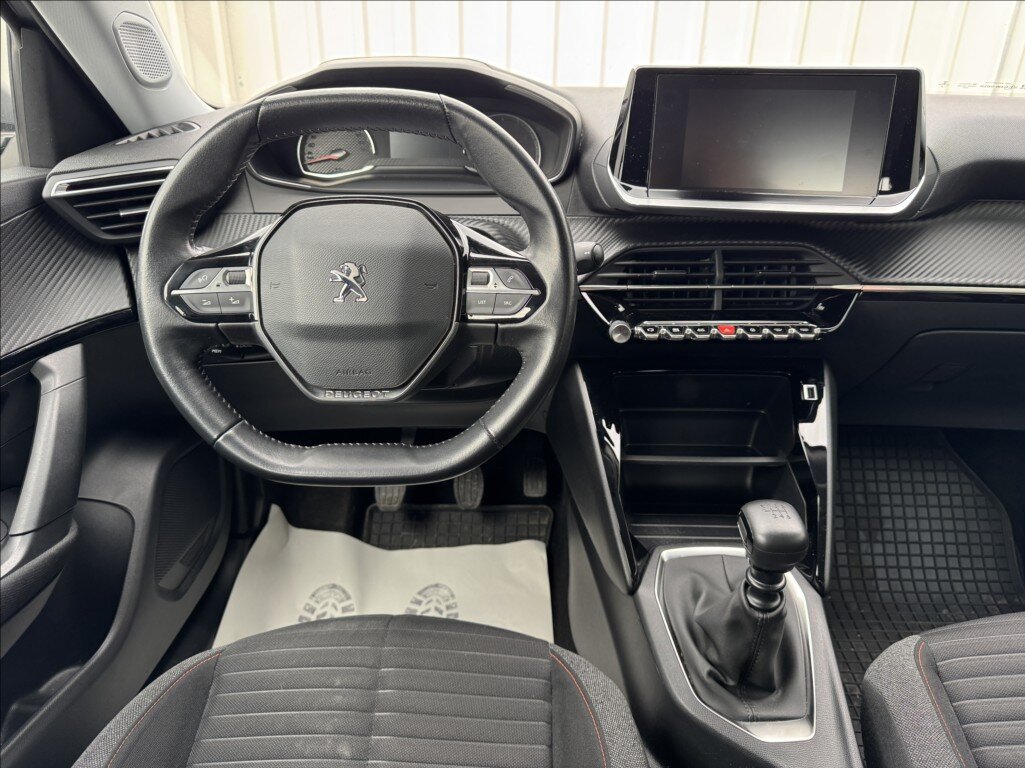 Peugeot 2008 SUV / Terénní 1,2 l 96 kw