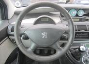 Peugeot 807 8
