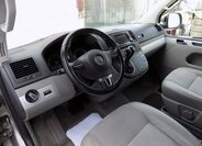 Volkswagen Multivan 15