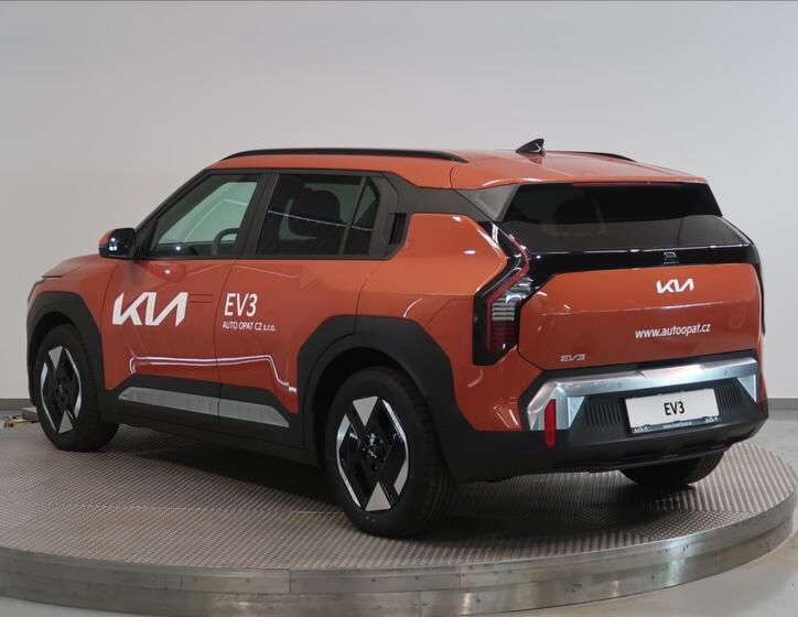 KIA EV3 7