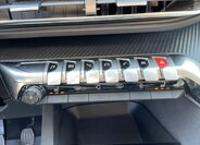 Peugeot 3008 MPV 1,2 l 96 kw