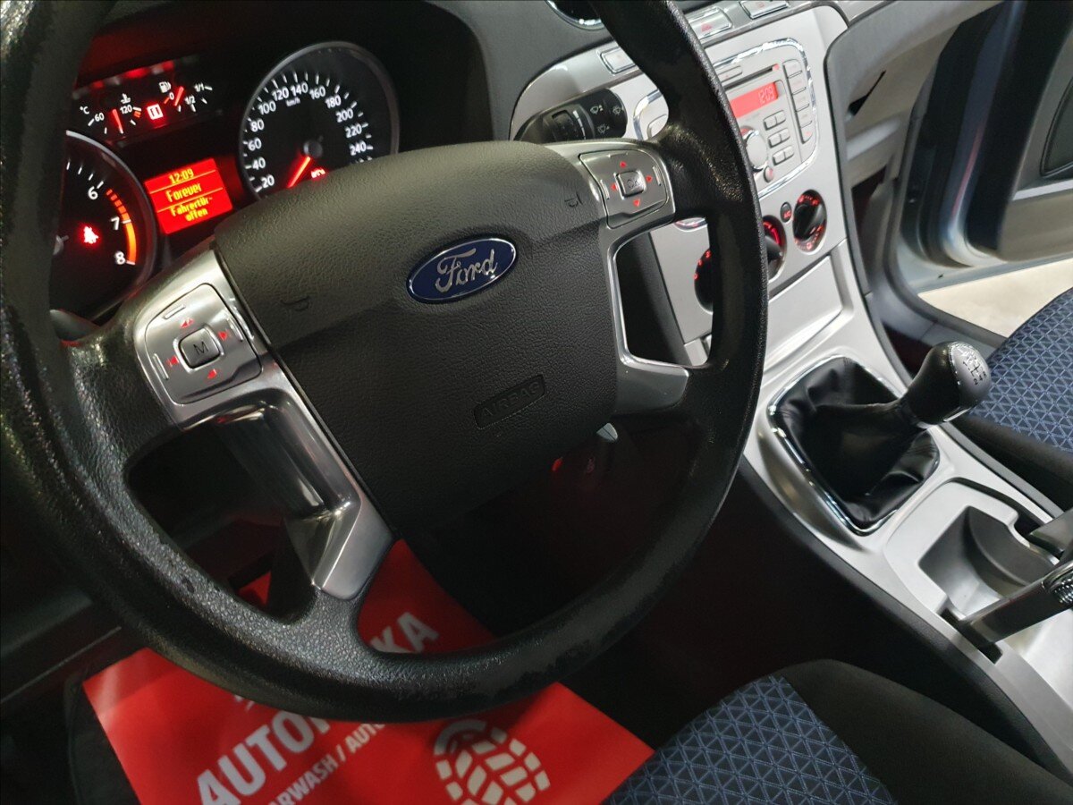 Ford Galaxy MPV 2,0 l 107 kw