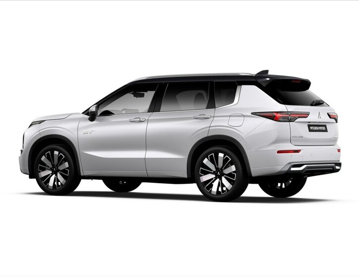 Mitsubishi Outlander SUV 2,4 l 225 kw