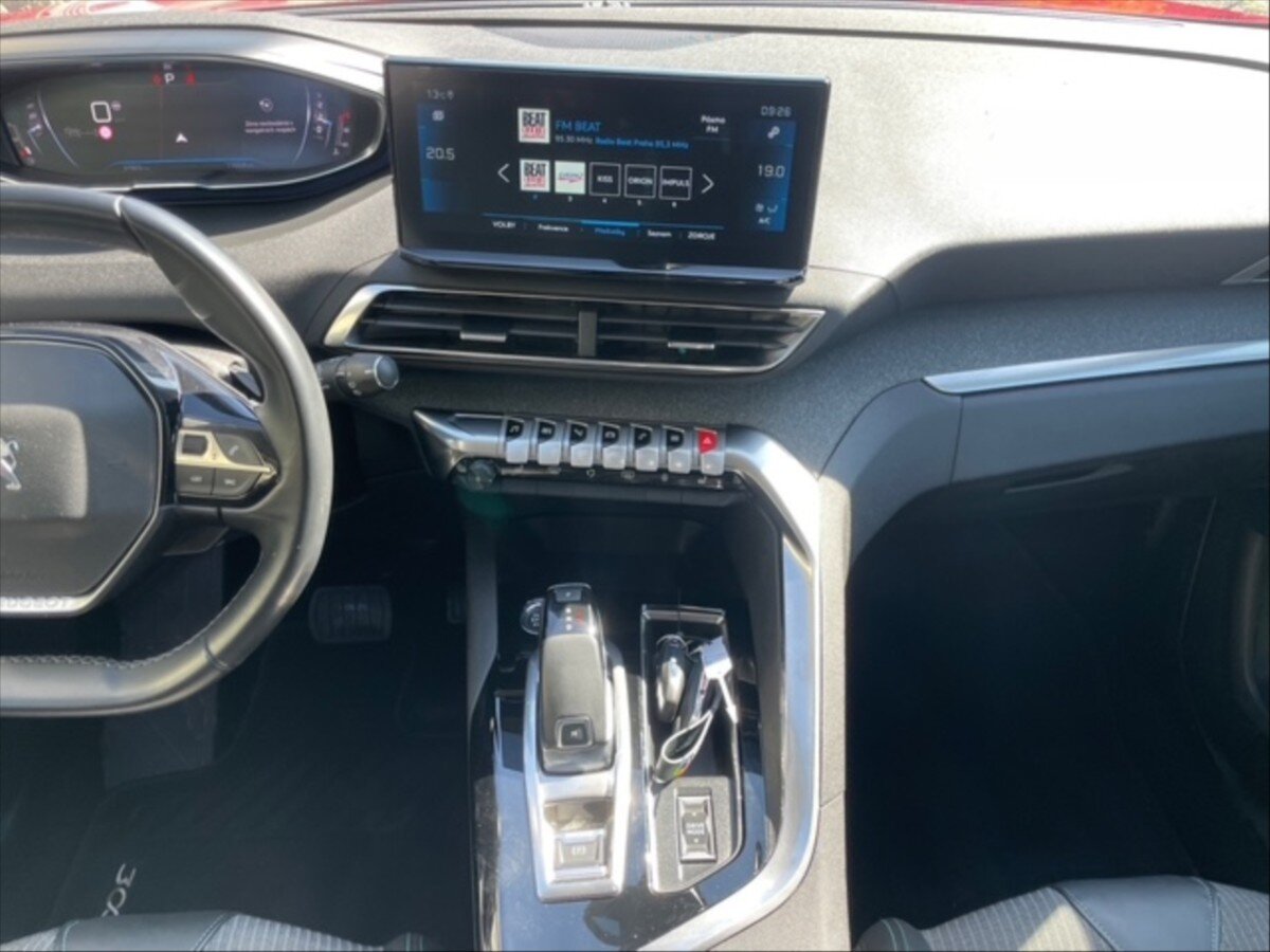 Peugeot 3008 SUV / Terénní 1,5 l 96 kw