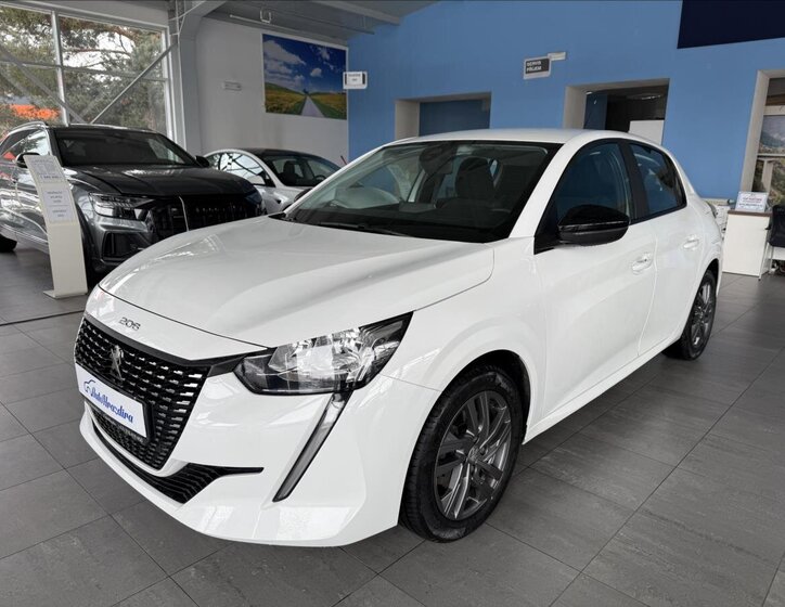 Peugeot 208 Hatchback 1,2 l 74 kw