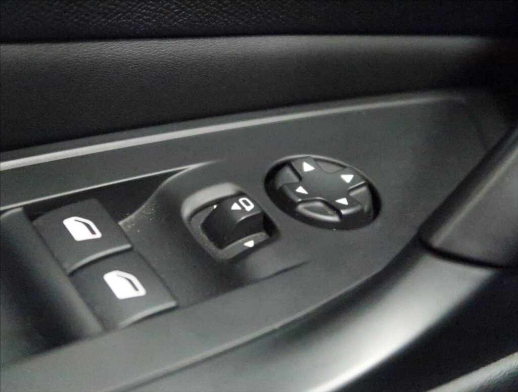 Peugeot 308 Kombi 1,5 l 96 kw