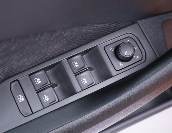 Škoda Kamiq SUV 999,0 81 kw