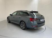 Škoda Superb 9