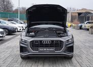 Audi Q8 9