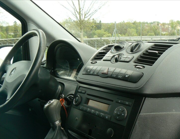 Mercedes-Benz Vito MPV 2,1 l 120 kw