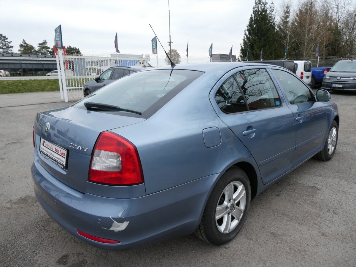 Škoda Octavia Sedan / Limuzína 1,6 l 75 kw