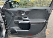 Mercedes-Benz GLB SUV / Terénní 2,0 l 140 kw