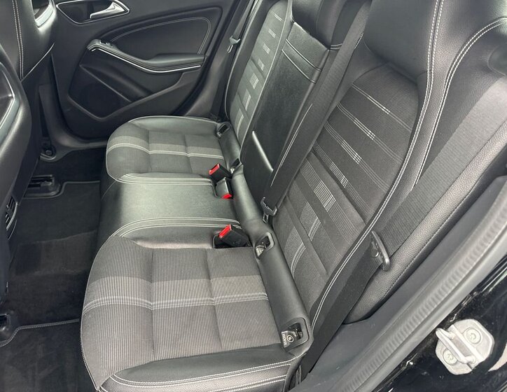 Mercedes-Benz GLA 14