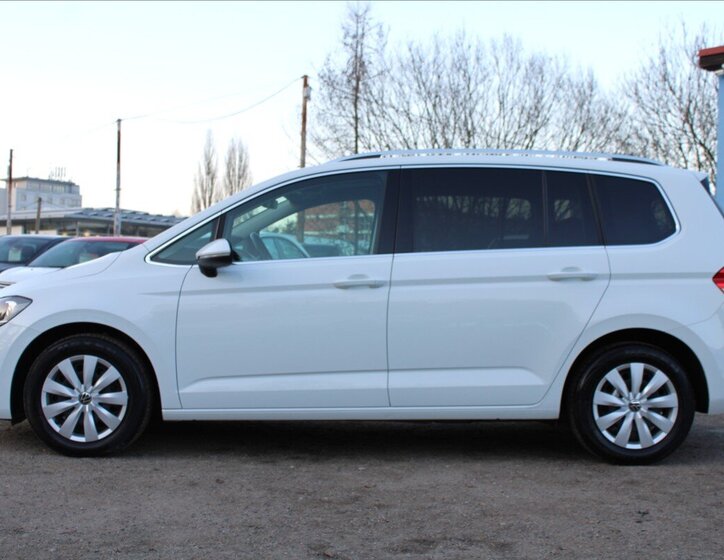 Volkswagen Touran MPV 1,5 l 110 kw