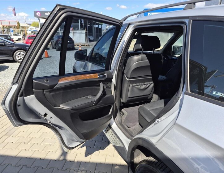 BMW X5 SUV / Terénní 3,0 l 173 kw