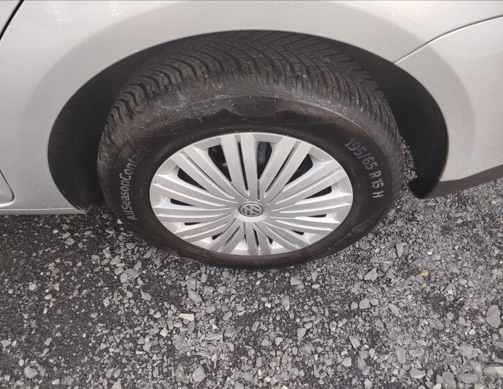 Volkswagen Touran MPV 1,9 l 77 kw