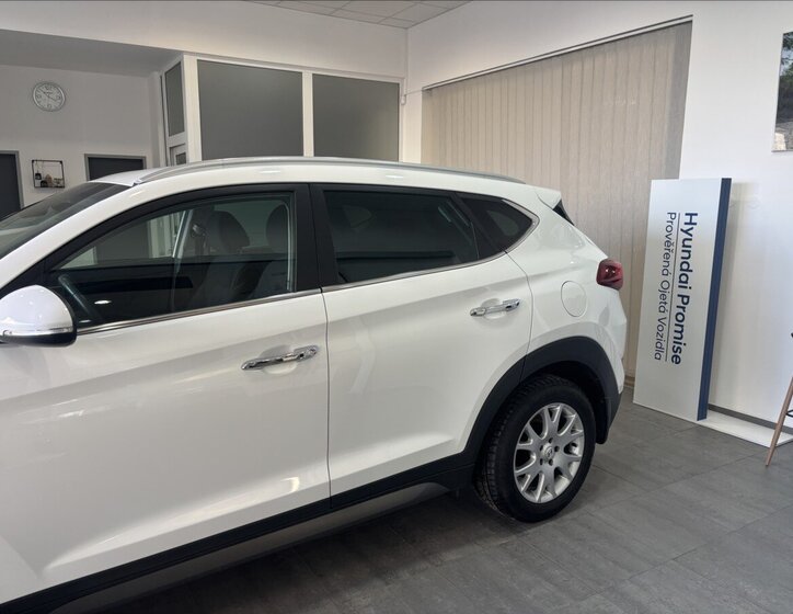 Hyundai Tucson SUV 2,0 l 100 kw
