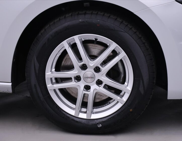 Volkswagen Touran Kombi 1,6 l 85 kw