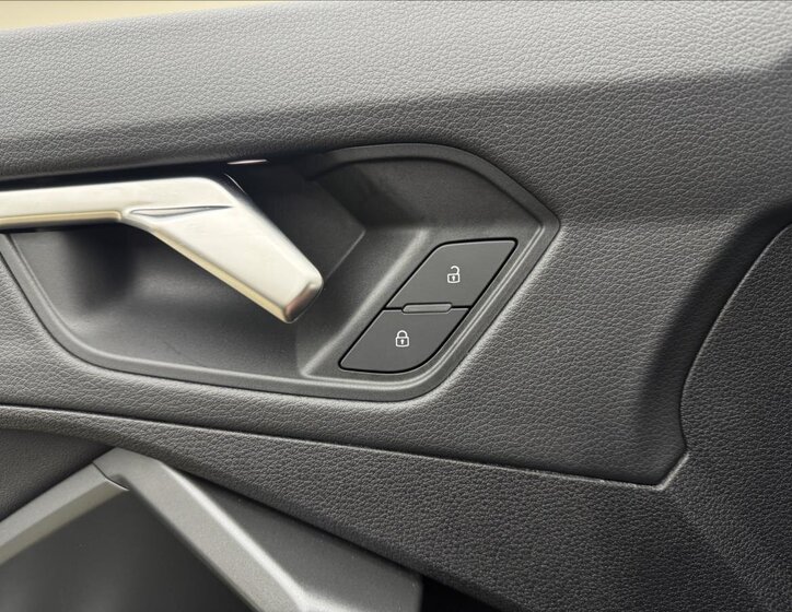 Audi Q3 SUV / Terénní 2,0 l 147 kw