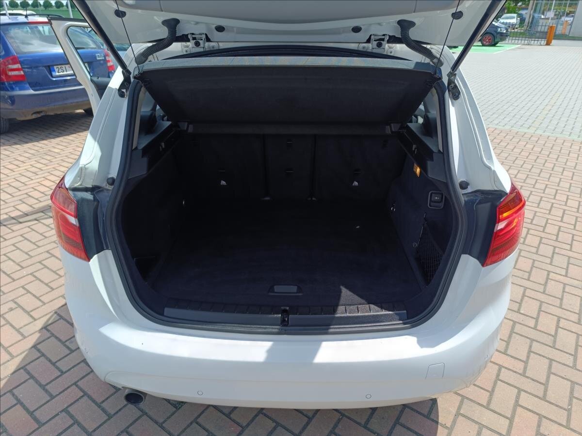 BMW Řada 2 MPV 1,5 l 100 kw