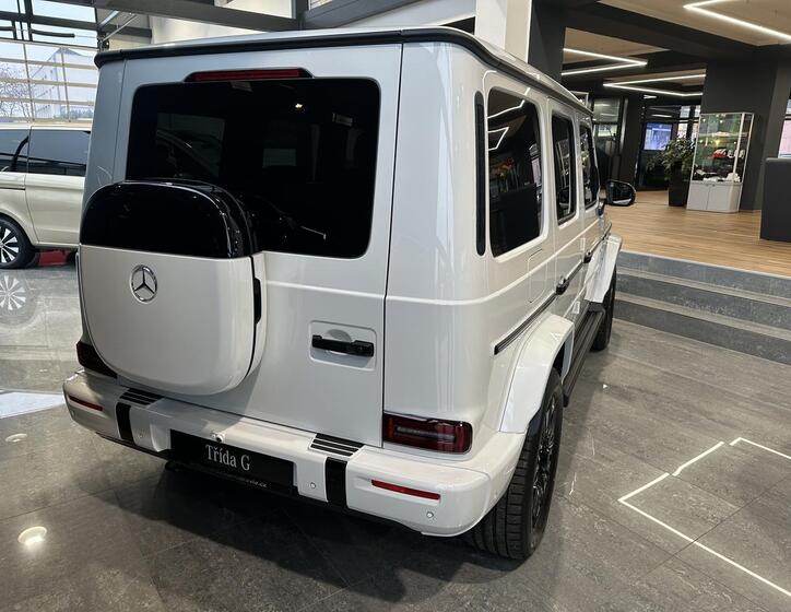 Mercedes-Benz Třídy G 24