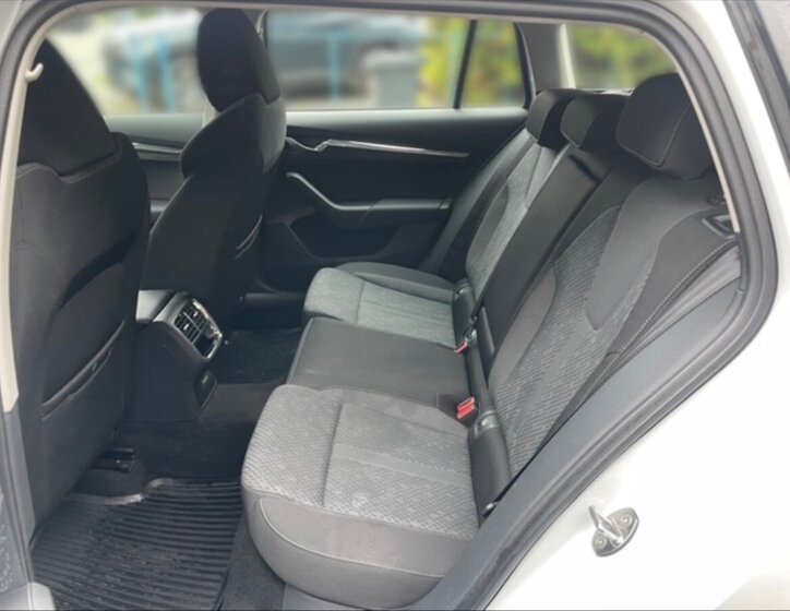 Škoda Octavia Kombi 1,5 l 110 kw