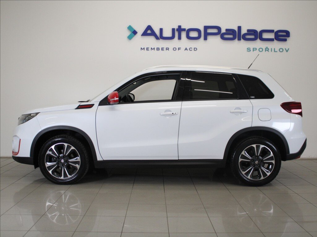 Suzuki Vitara SUV / Terénní 1,4 l 95 kw
