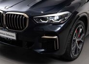 BMW X5 SUV 4,4 l 390 kw