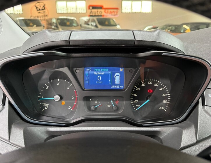 Ford Transit Custom 19