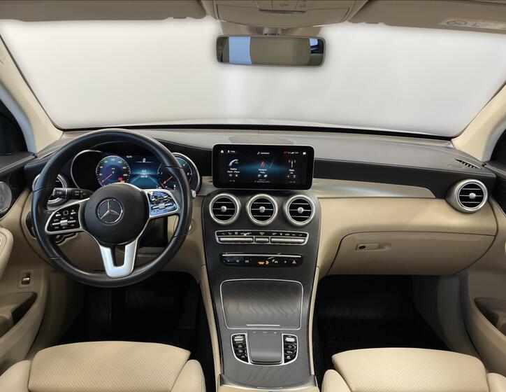 Mercedes-Benz GLC 13