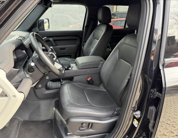 Land Rover Defender SUV / Terénní 3,0 l 221 kw