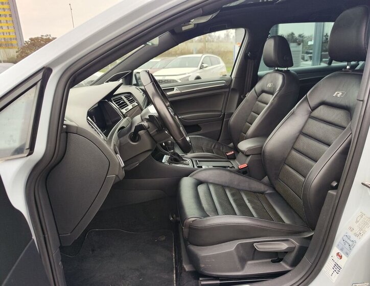 Volkswagen Golf Kombi 2,0 l 110 kw