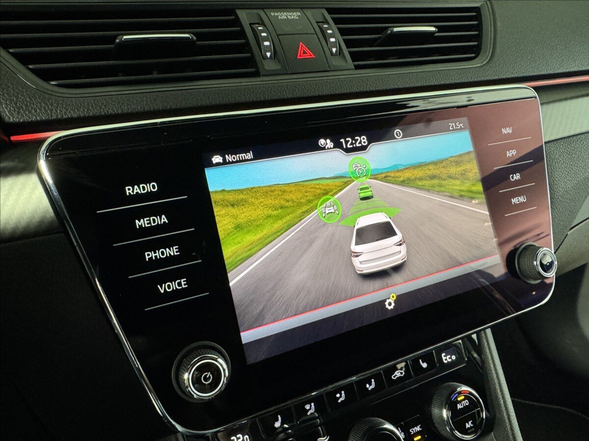 Škoda Superb Kombi 1,4 l 160 kw