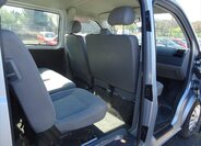 Volkswagen Caravelle MPV 2,5 l 96 kw