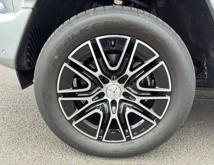 Mercedes-Benz Třídy G SUV / Terénní 0,0 432 kw