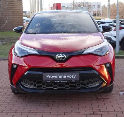 Toyota C-HR 2