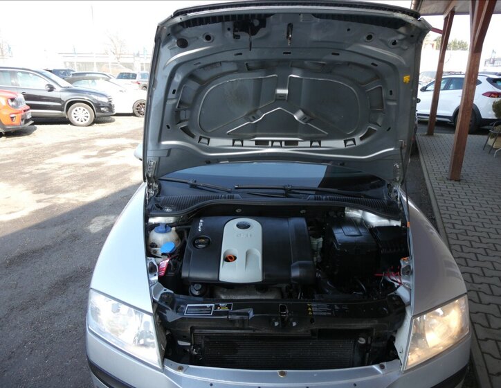 Škoda Octavia Sedan / Limuzína 1,6 l 85 kw