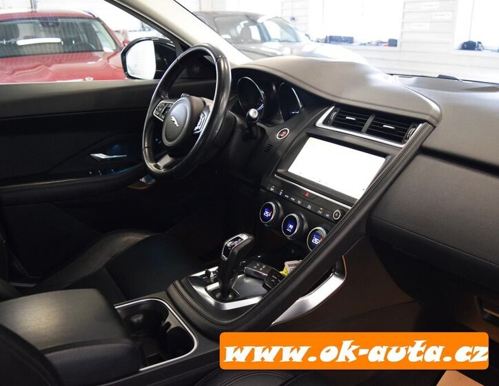 Jaguar F-Pace SUV 2,0 l 110 kw