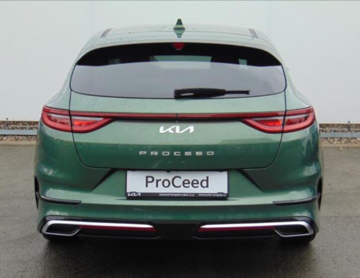KIA ProCeed 8