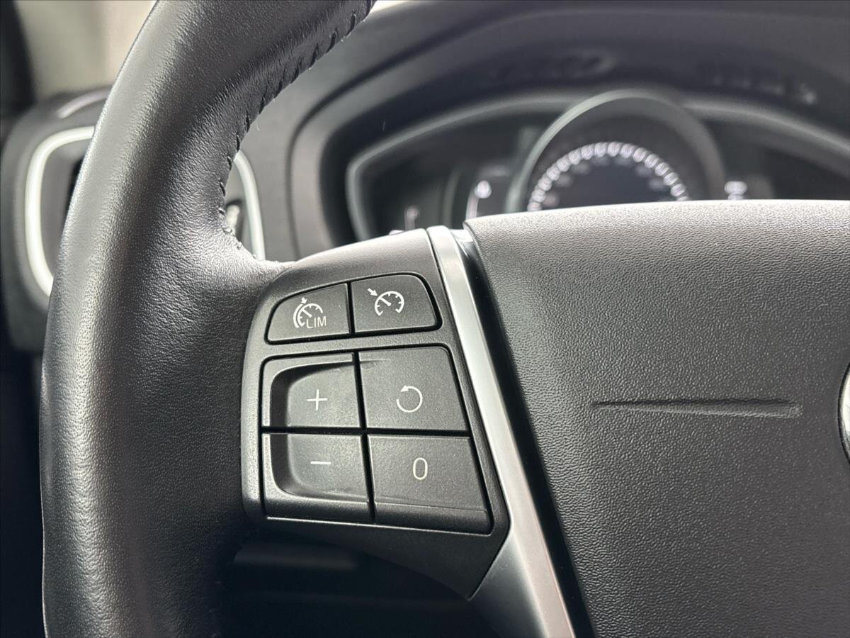 Volvo V40 Hatchback 2,0 l 88 kw