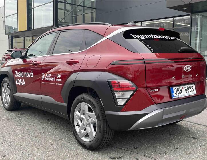 Hyundai Kona 3