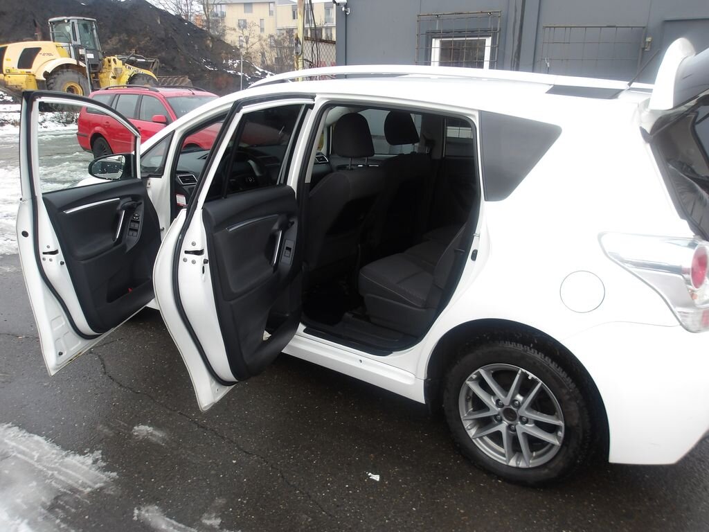 Toyota Verso MPV 1,6 l 82 kw