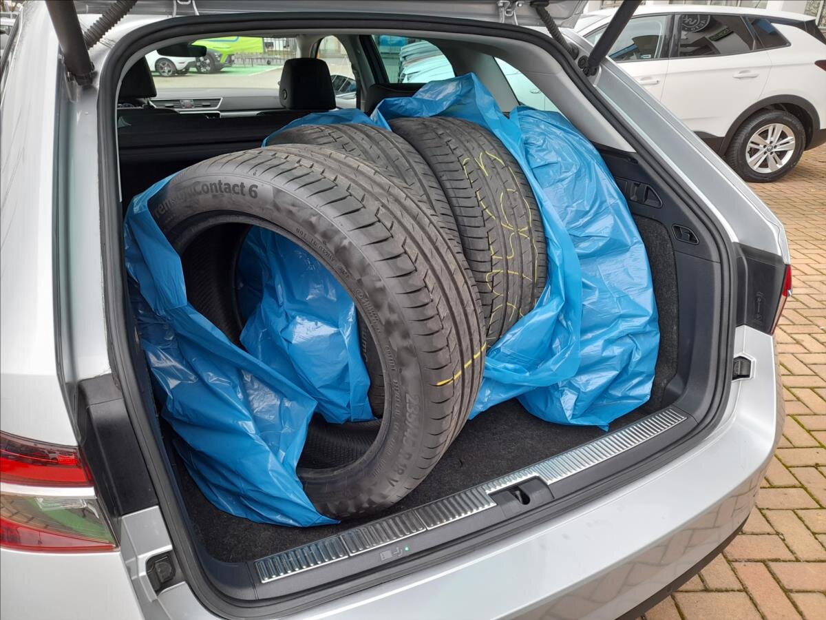 Škoda Superb Kombi 2,0 l 110 kw