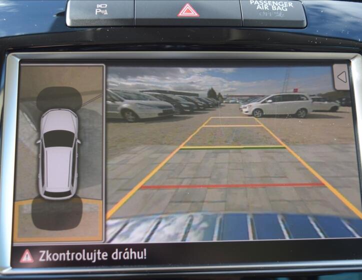 Volkswagen Touareg 51