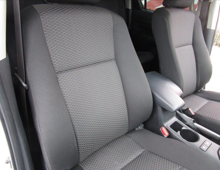 Toyota Hilux Ostatní 2,4 l 110 kw