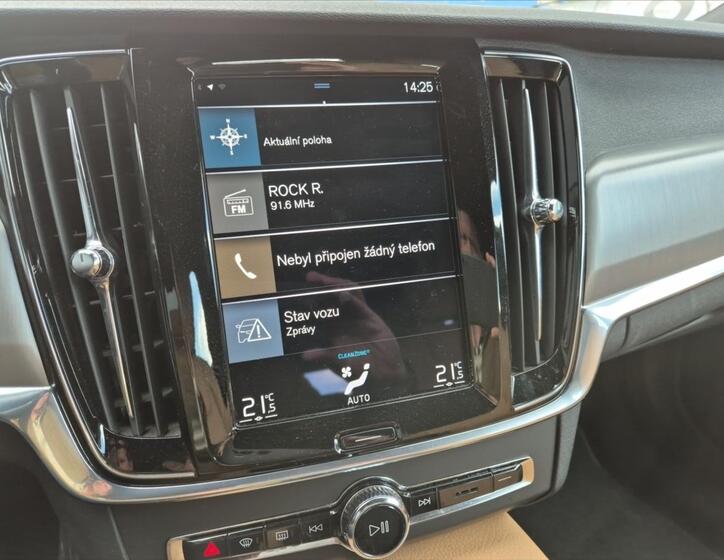 Volvo V90 14
