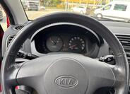 KIA Picanto 11